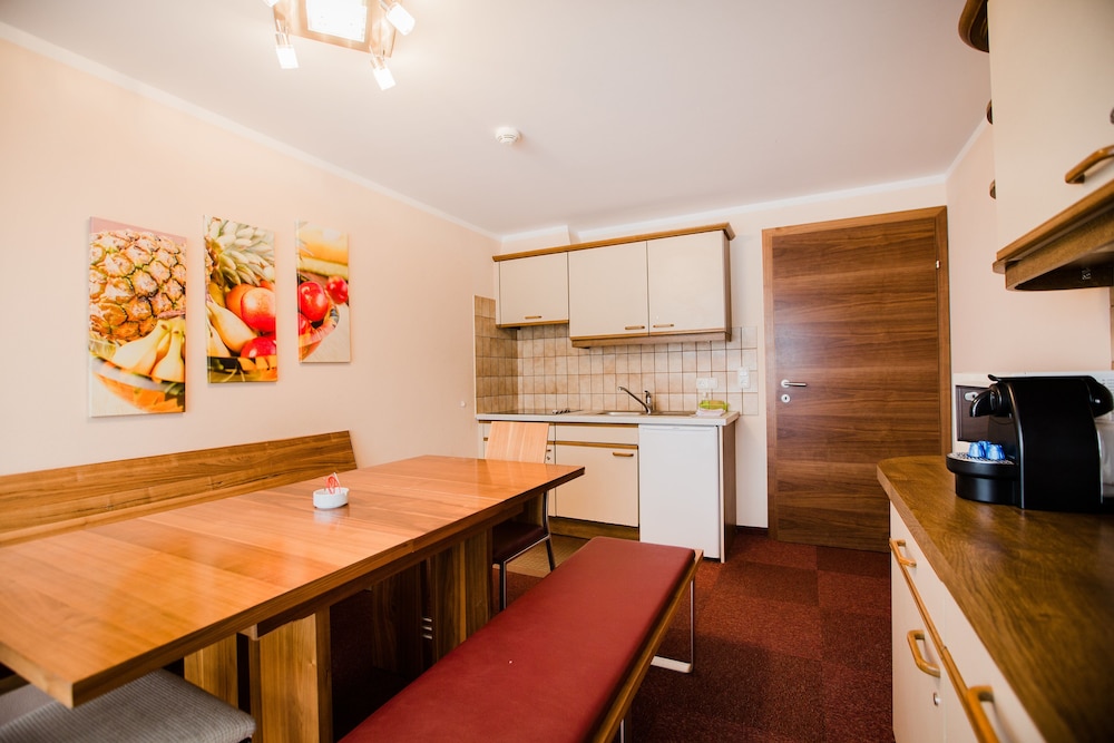 Superior Apartment, 3 Bedrooms, Balcony, Mountain View (Olperer)