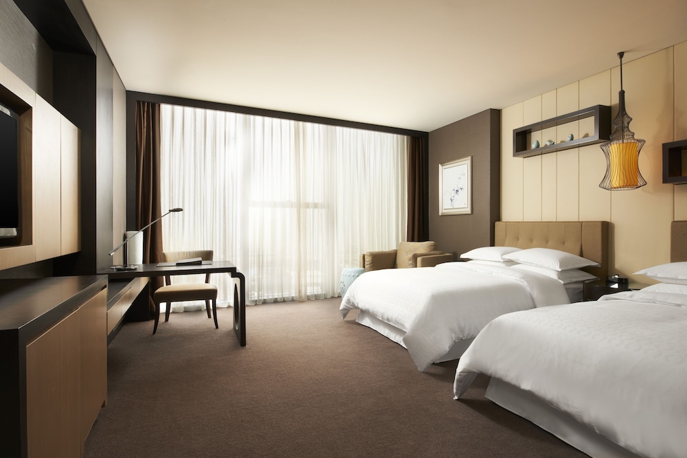 Room, 2 Double Beds, Harbor View - Photo 4