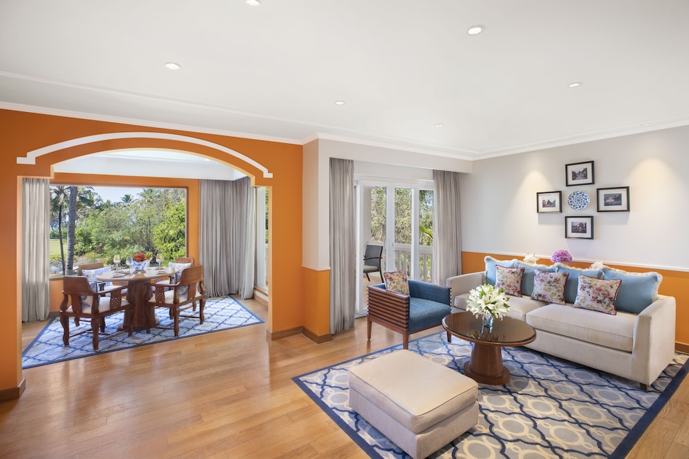 Executive Suite, Sea View (Living Area) photo