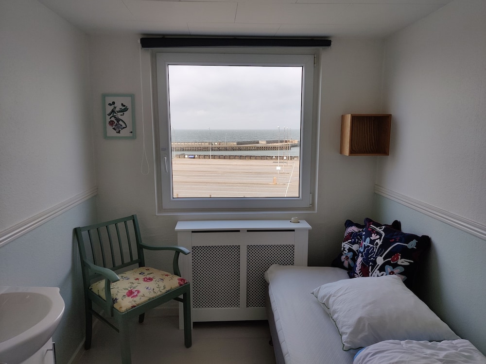 Standard Single Room, 1 Twin Bed, Sea View photo 1