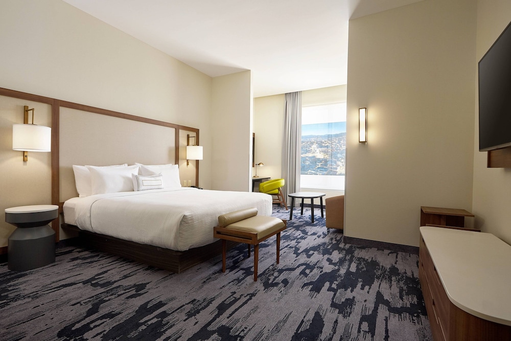 Room, 1 King Bed with Sofa bed, City View