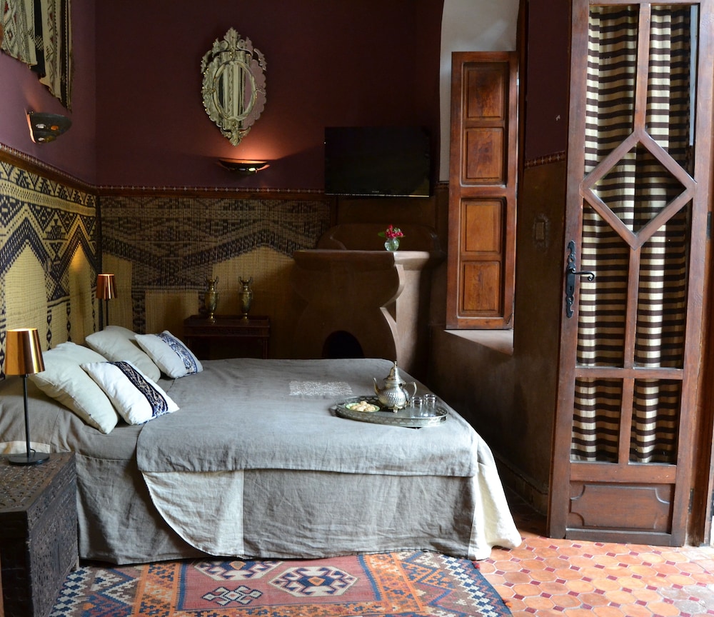 Deluxe Twin Room (Chambre Saint Exupéry) photo 2