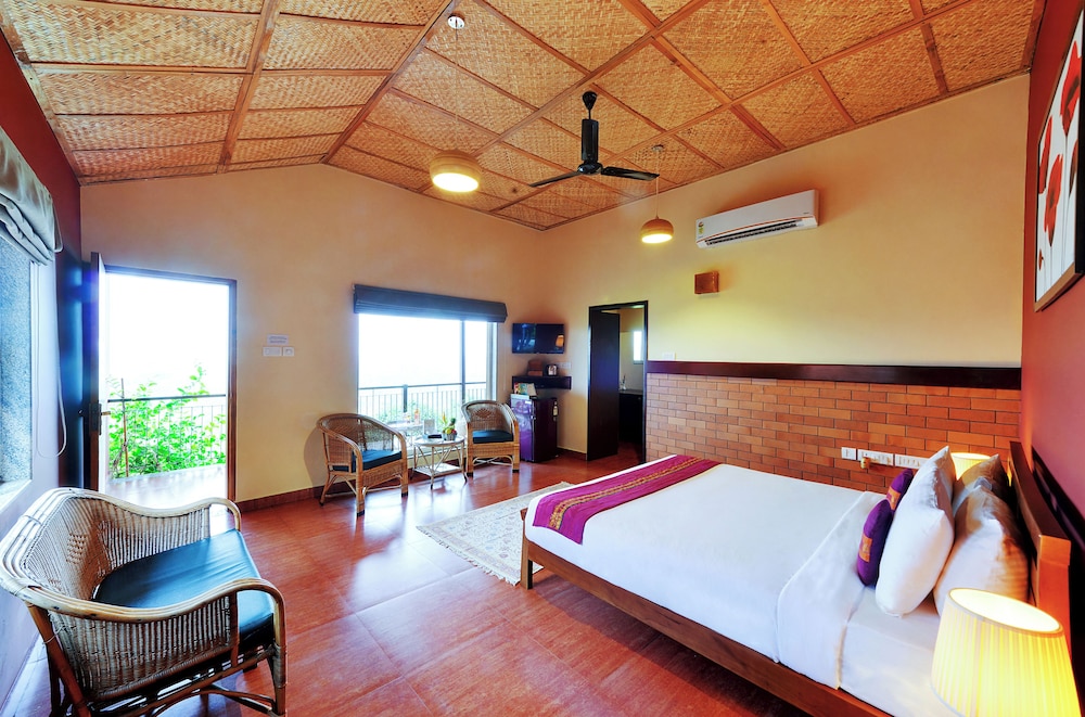 Room - Photo 5