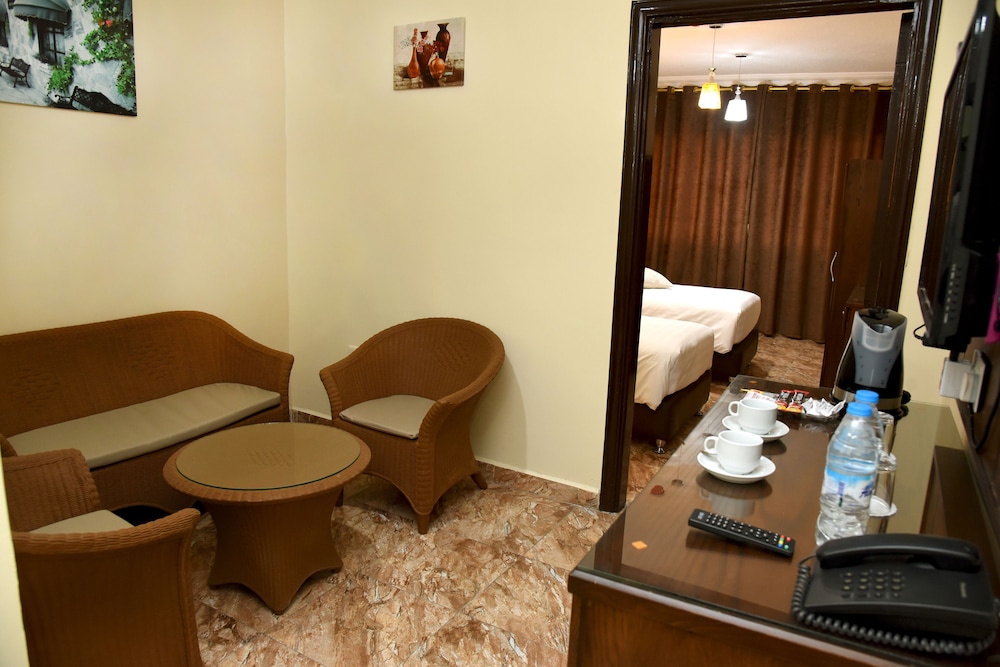 City Twin Room, City View photo 2