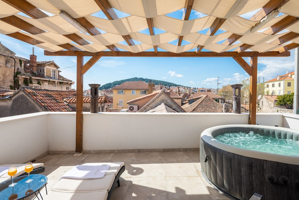 Deluxe Double Room, Terrace photo 1