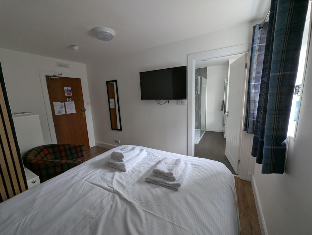 Economy Double Room, Ensuite (Small Double )