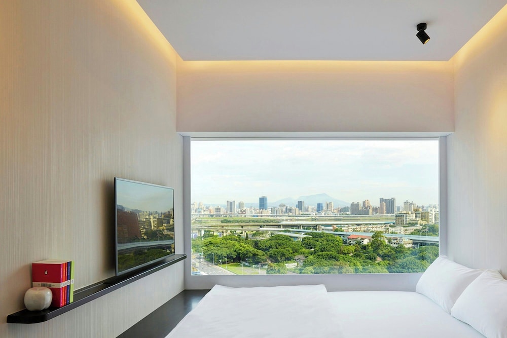 Premium Room, 1 Double Bed (View)