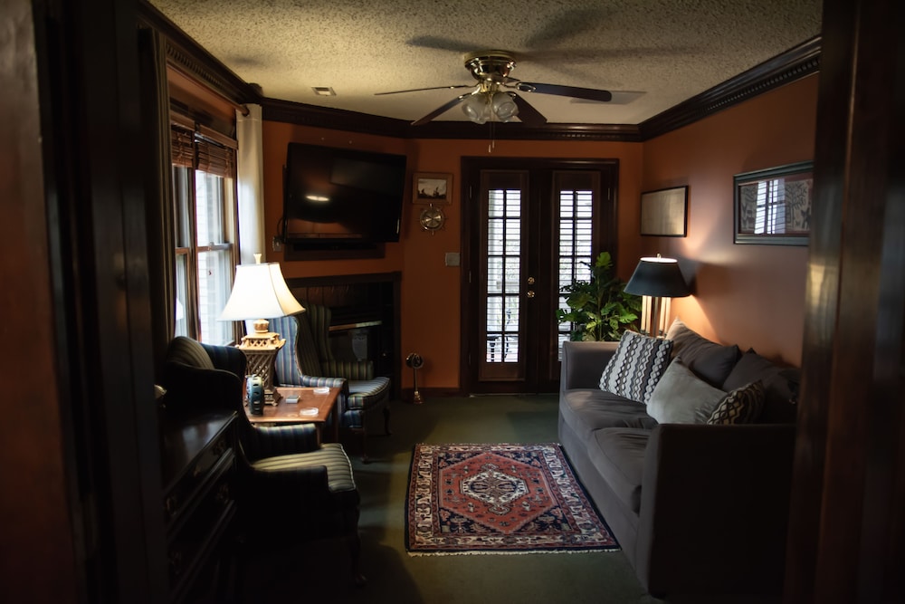 Captain John Smith Suite photo 2