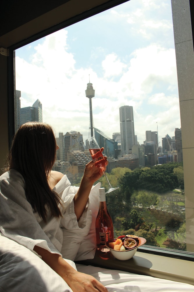 Deluxe Room, 1 King Bed, Park View