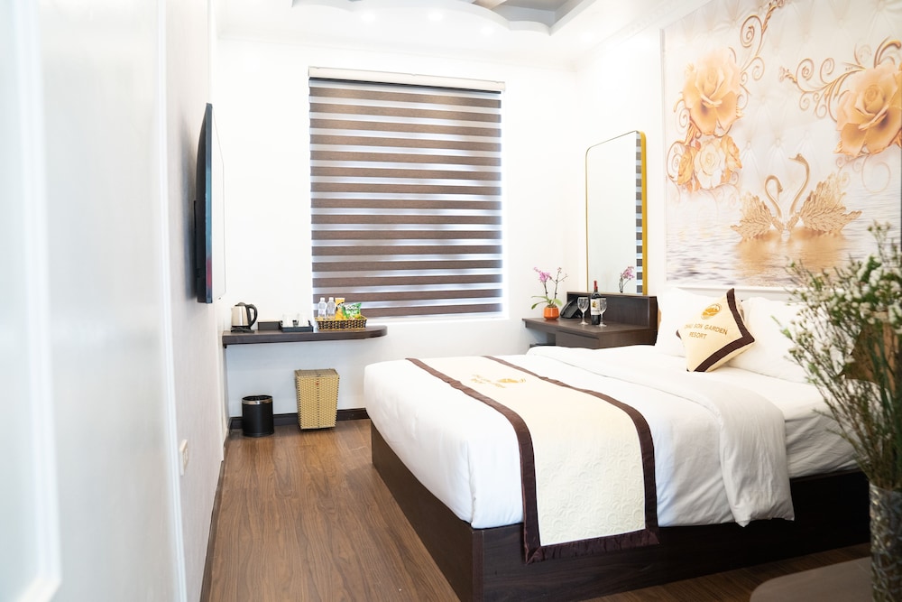 Superior Room, 1 Queen Bed - Photo 1