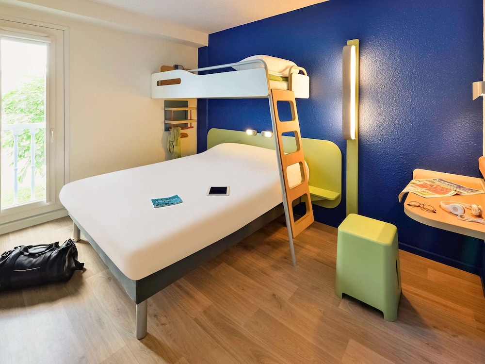 Triple Room, Multiple Beds