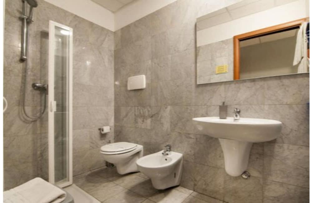 Comfort Double Room, 1 Queen Bed, Balcony photo 3