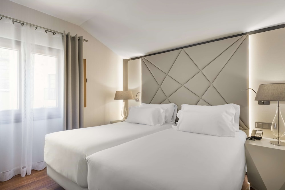 Junior Suite, Courtyard View, Annex Building