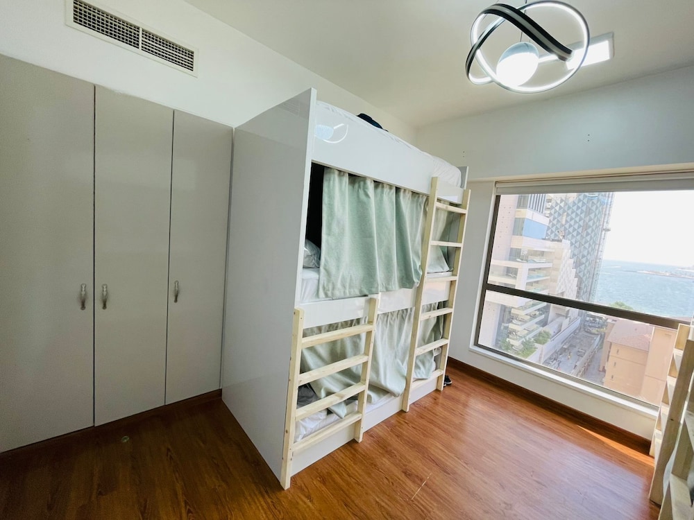 Female Dorm photo 1