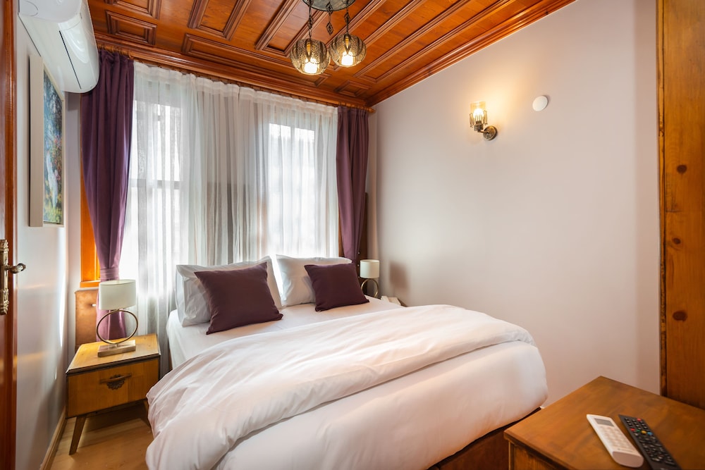 Economy Double Room photo 3
