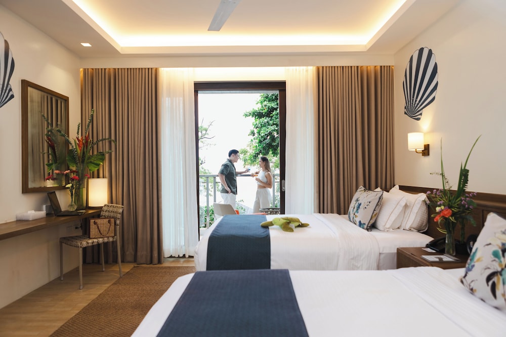 Oceanview Suite - Photo 2