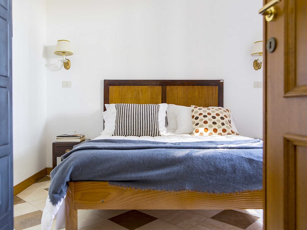 Comfort Suite photo 3