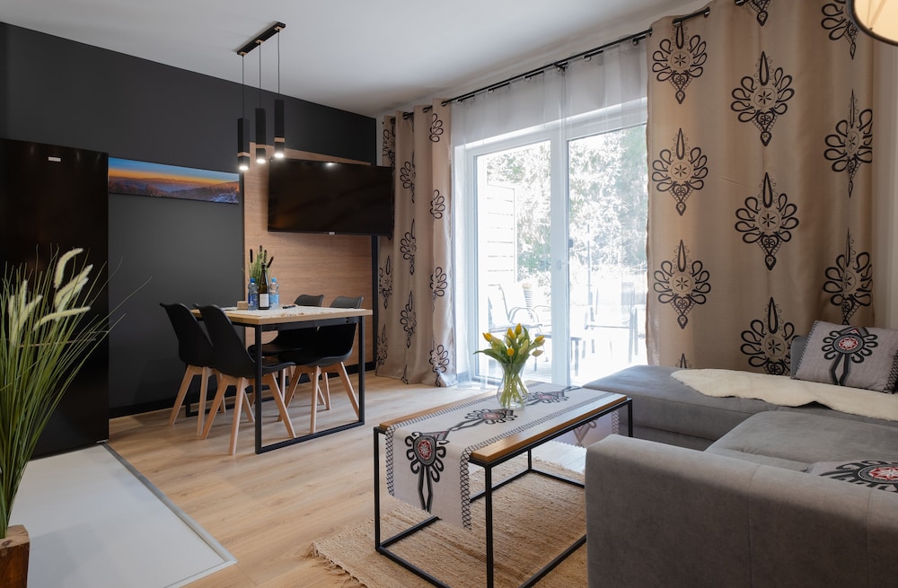 Apartment (A 102) photo 1