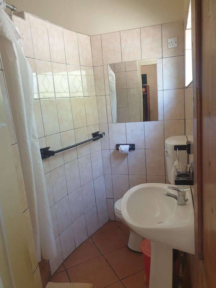 Standard Double Room photo 2