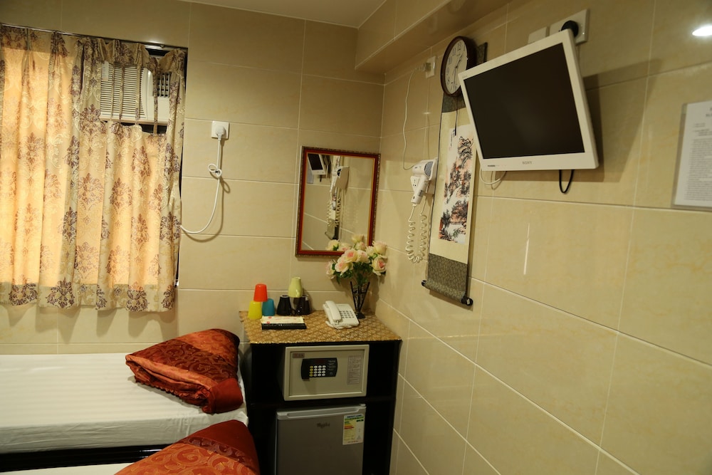 Standard Twin Room photo 3
