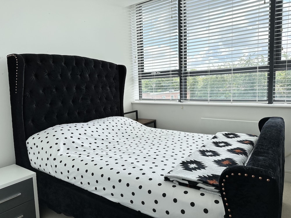 Apartment photo 2