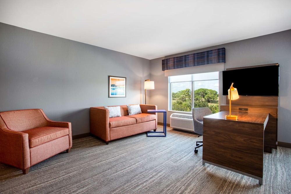 Suite, 1 King Bed, Accessible, Refrigerator & Microwave - Photo 2