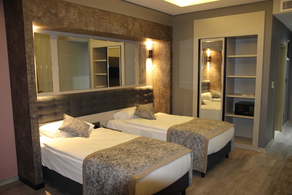 Standard Twin Room photo 1