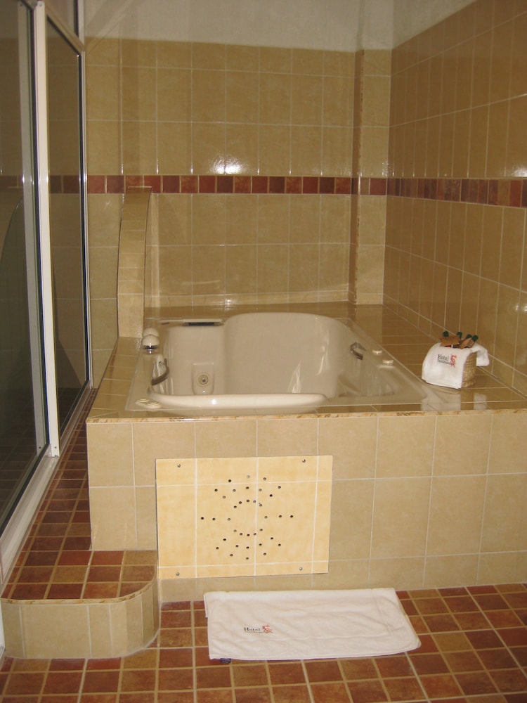 Suite photo 2