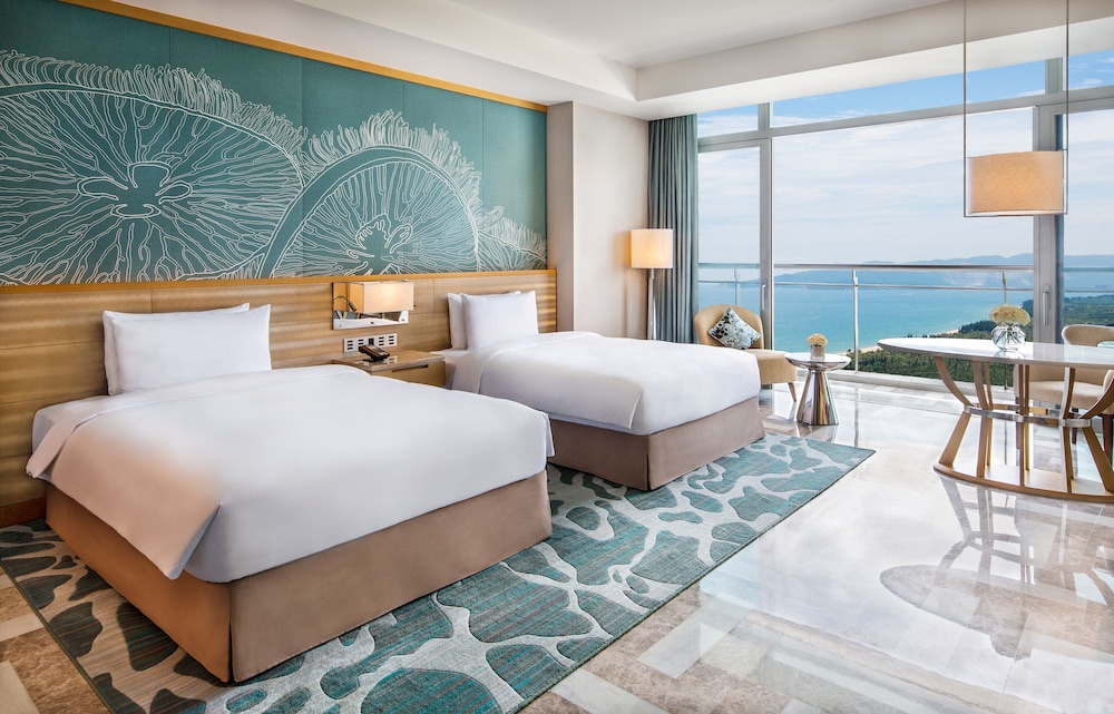 Deluxe Room, 2 Queen Beds, Ocean View