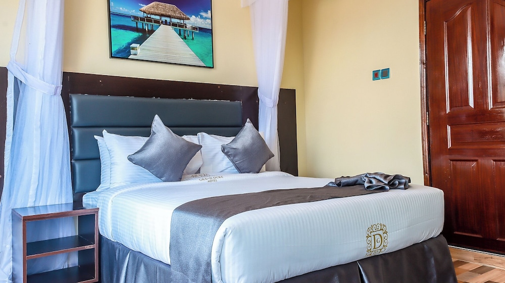 Superior Room, Lake View photo 3