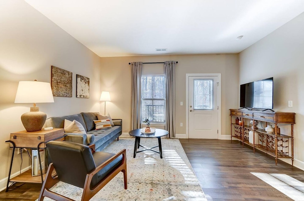 Polaris Luxury 2BR WFH Ready Pet Friendly, Billede 29
