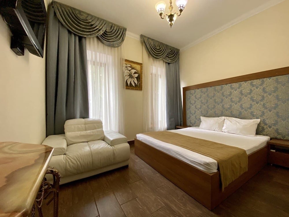Junior Room