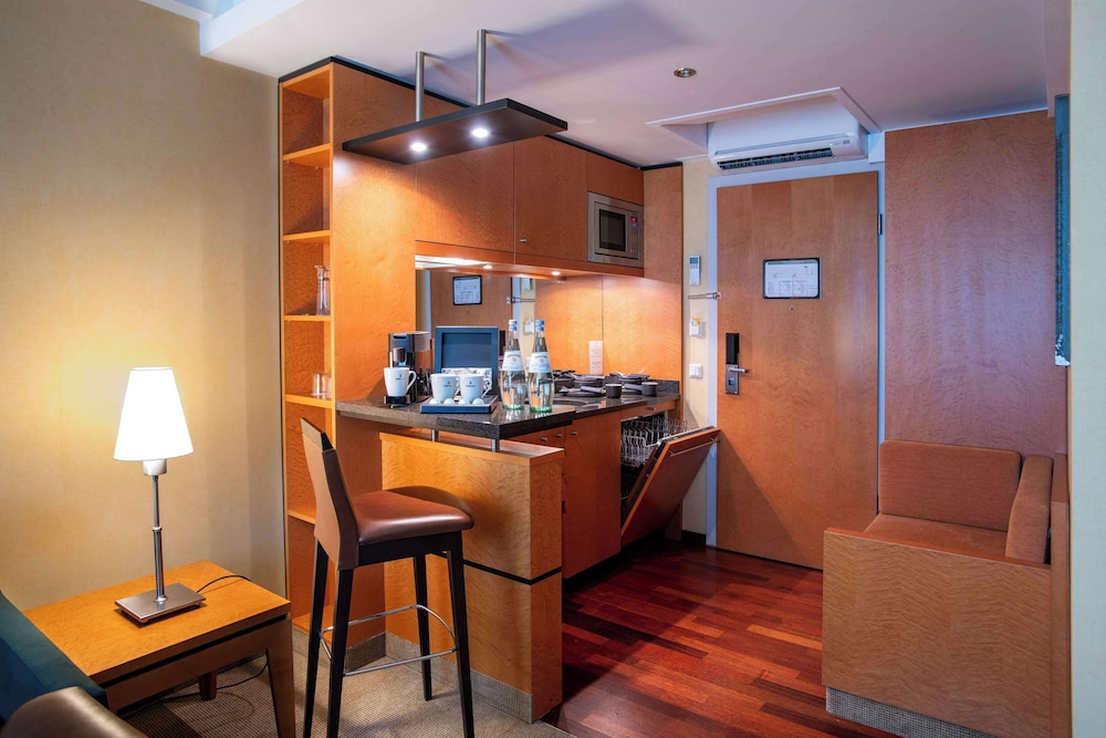 Standard Apartment, 1 Double Bed, Kitchenette (Separate Living Room;with Sofabed) - Photo 4