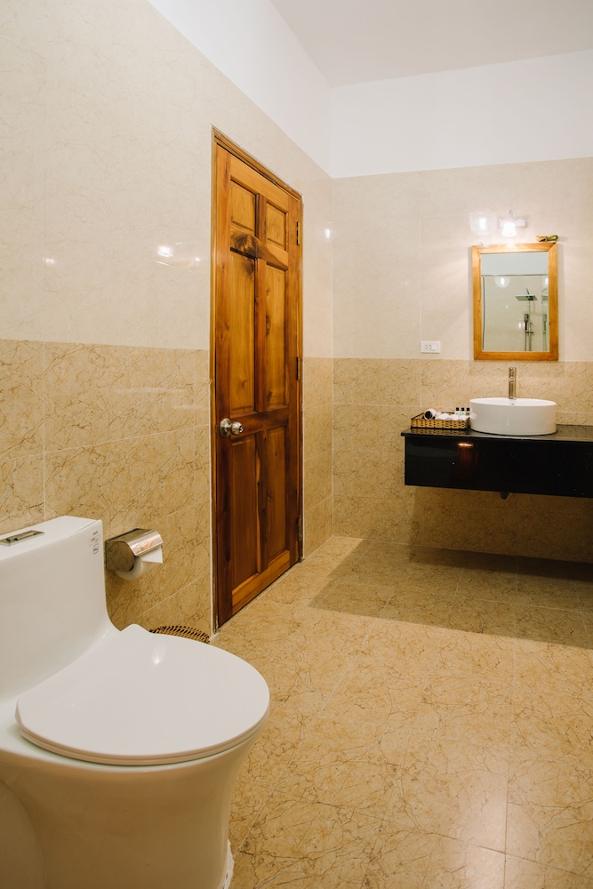 Deluxe Double Room with Garden View photo 3
