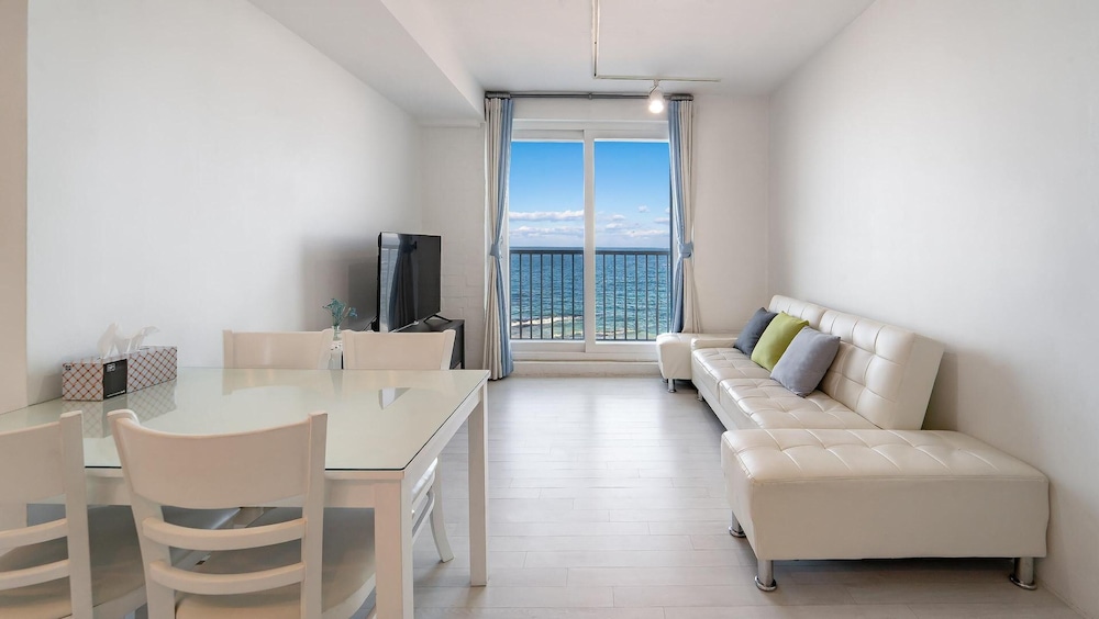 Basic Room, 1 Bedroom (401(Ocean view)) - Photo 2