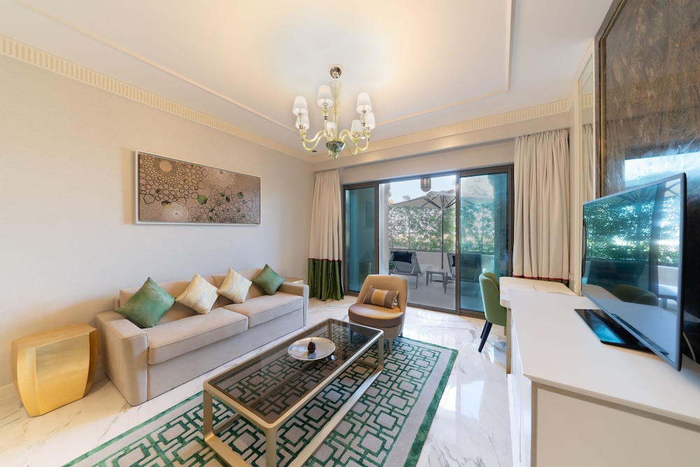 Family Suite, 1 Bedroom, Pool Access photo 3