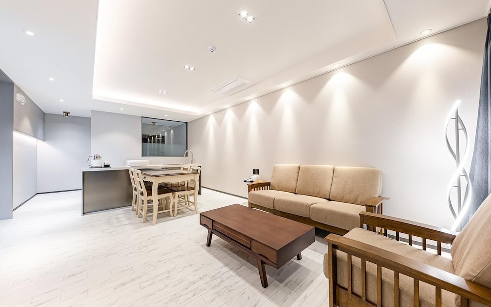 VIP Family Avenue - 2 Rooms - Photo 10
