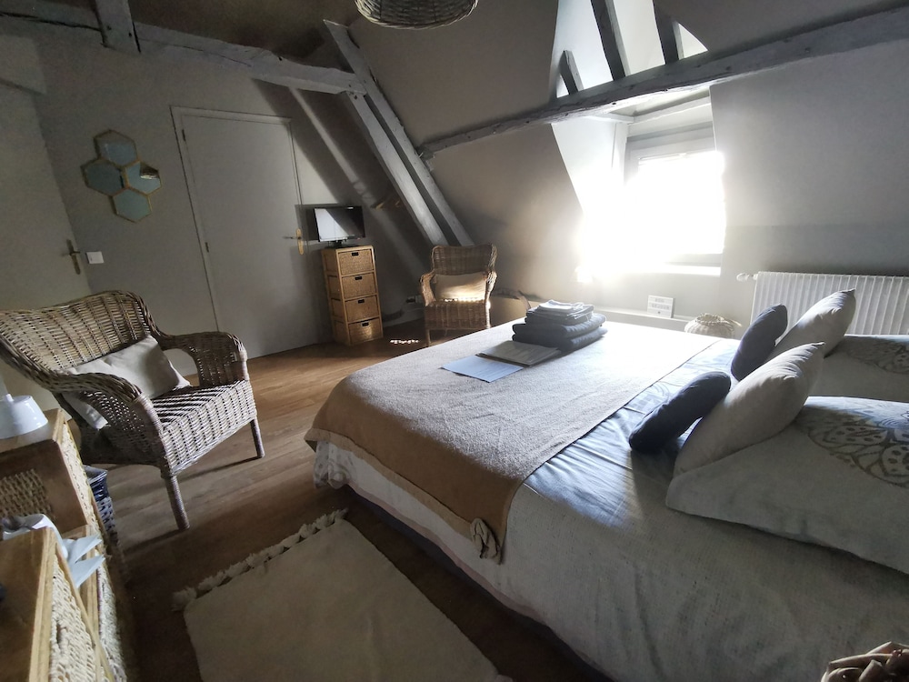 Room (Chez Louise) photo 2