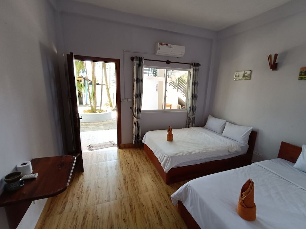 Basic Twin Room photo 2