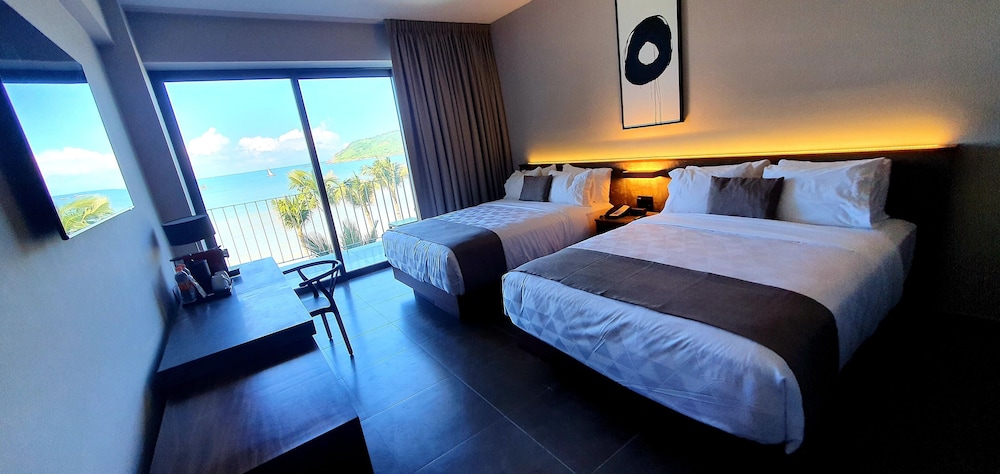 Deluxe Double Room, 2 Double Beds, Ocean View - Photo 2