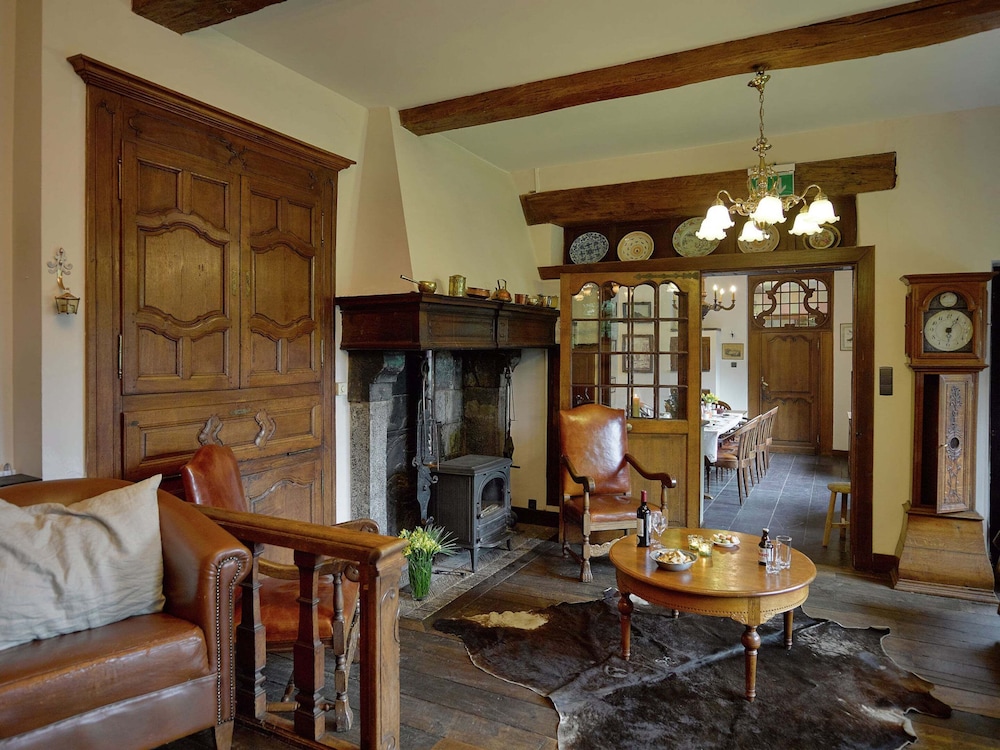 Villa photo 3