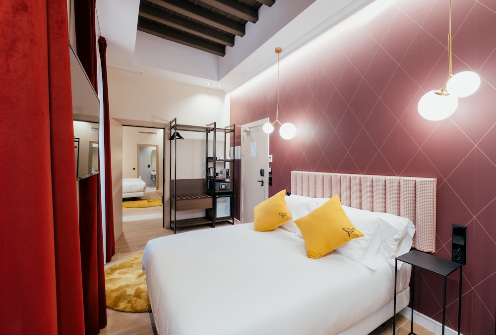 Superior Double or Twin Room - Photo 4
