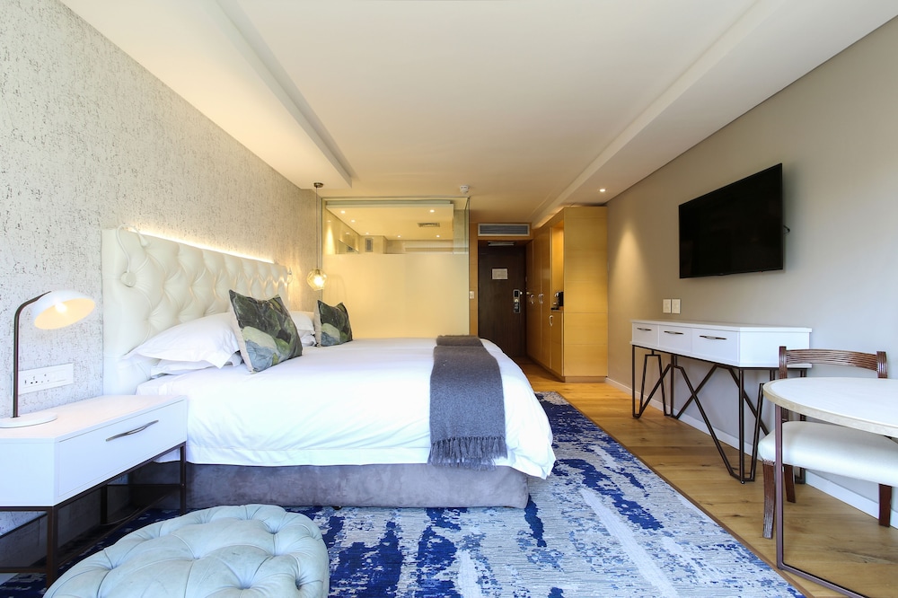 Superior Room, 1 King Bed, Mountain View, Mountainside (Mountain Room) - Photo 2