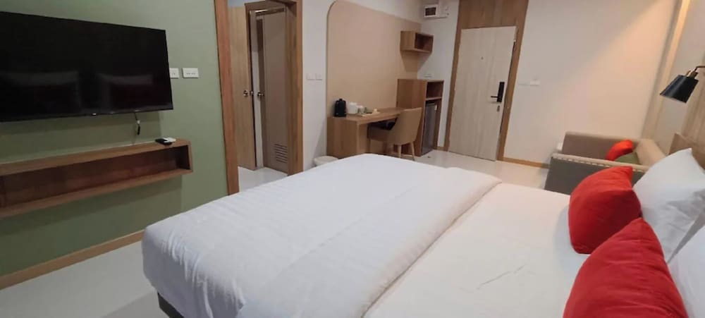 Connecting Room - Photo 9