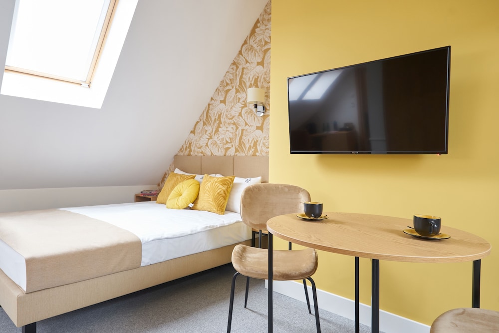Deluxe Double Room - Photo 1