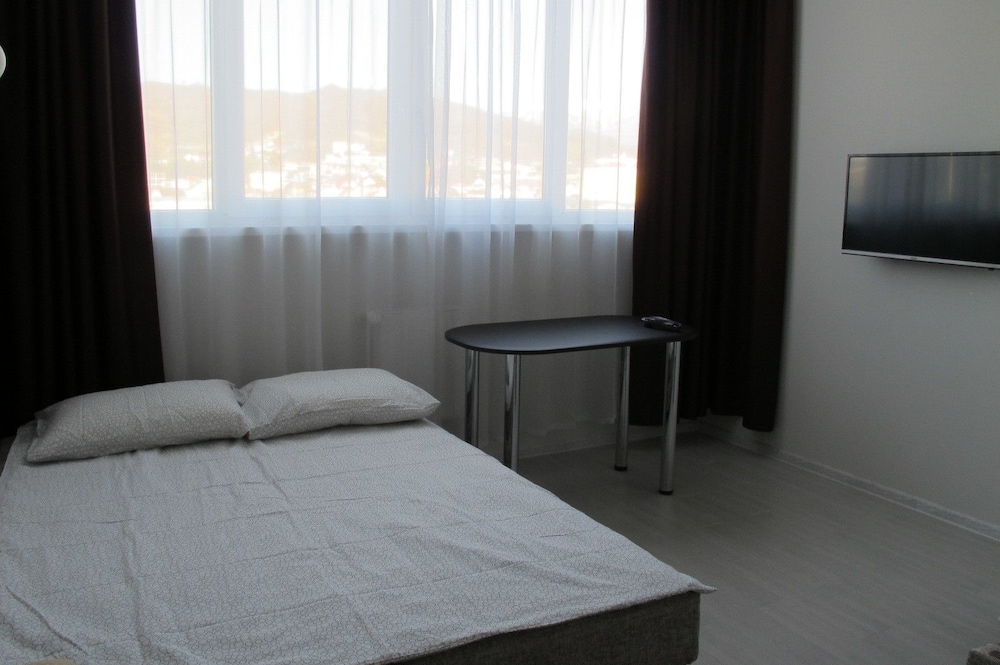Apartment photo 2