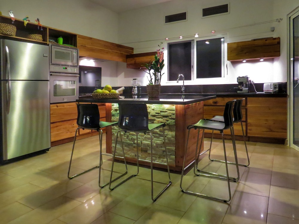 Deluxe Villa, 4 Bedrooms, Ocean View, Oceanfront