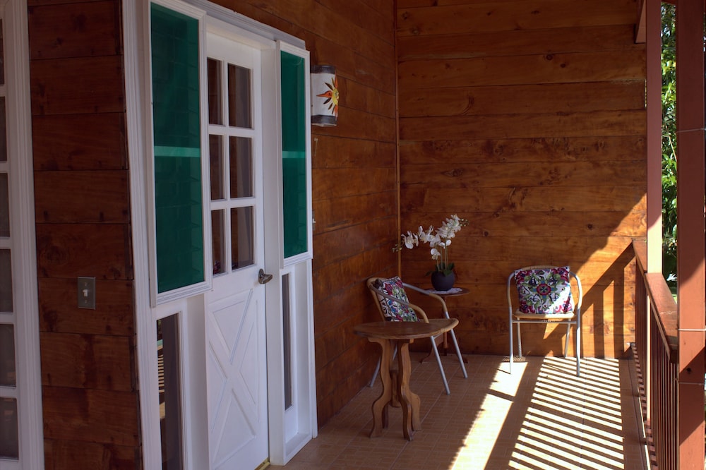 Standard Triple Room, Garden View photo 1
