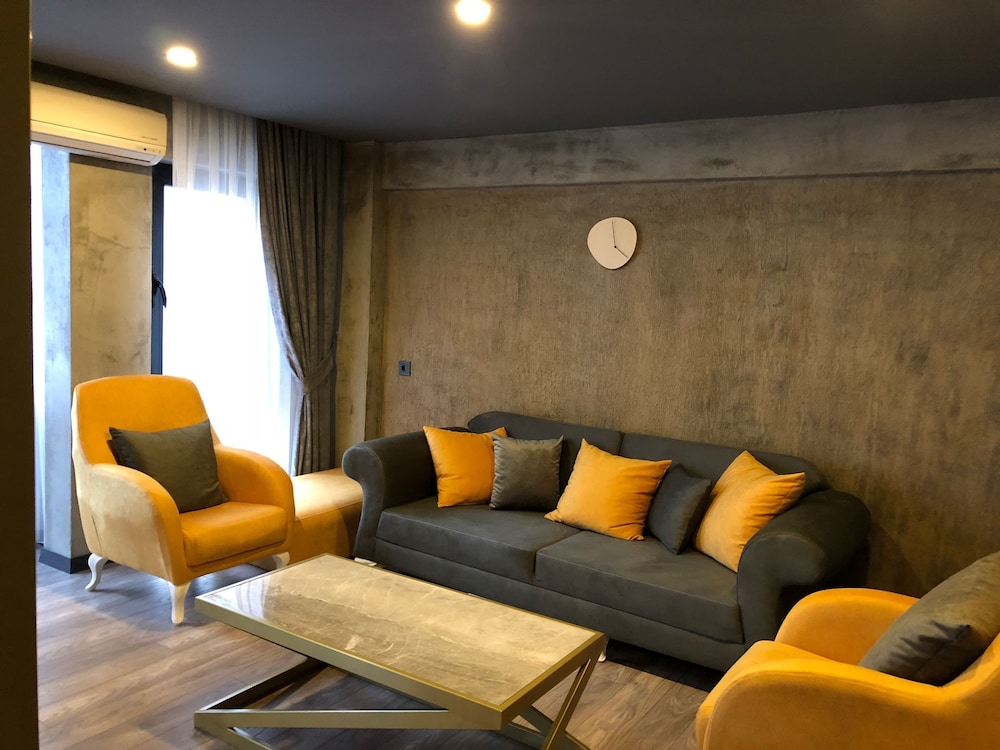 Elite Quadruple Room