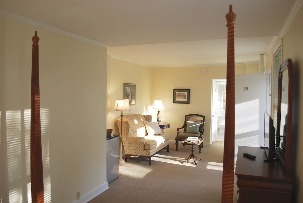 Deluxe Double Room, Ensuite (Queen with Porch #19) - Photo 21